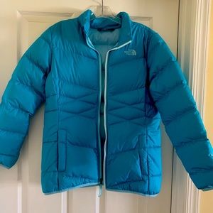 Girls XL north face 550 puffer jacket (never worn)